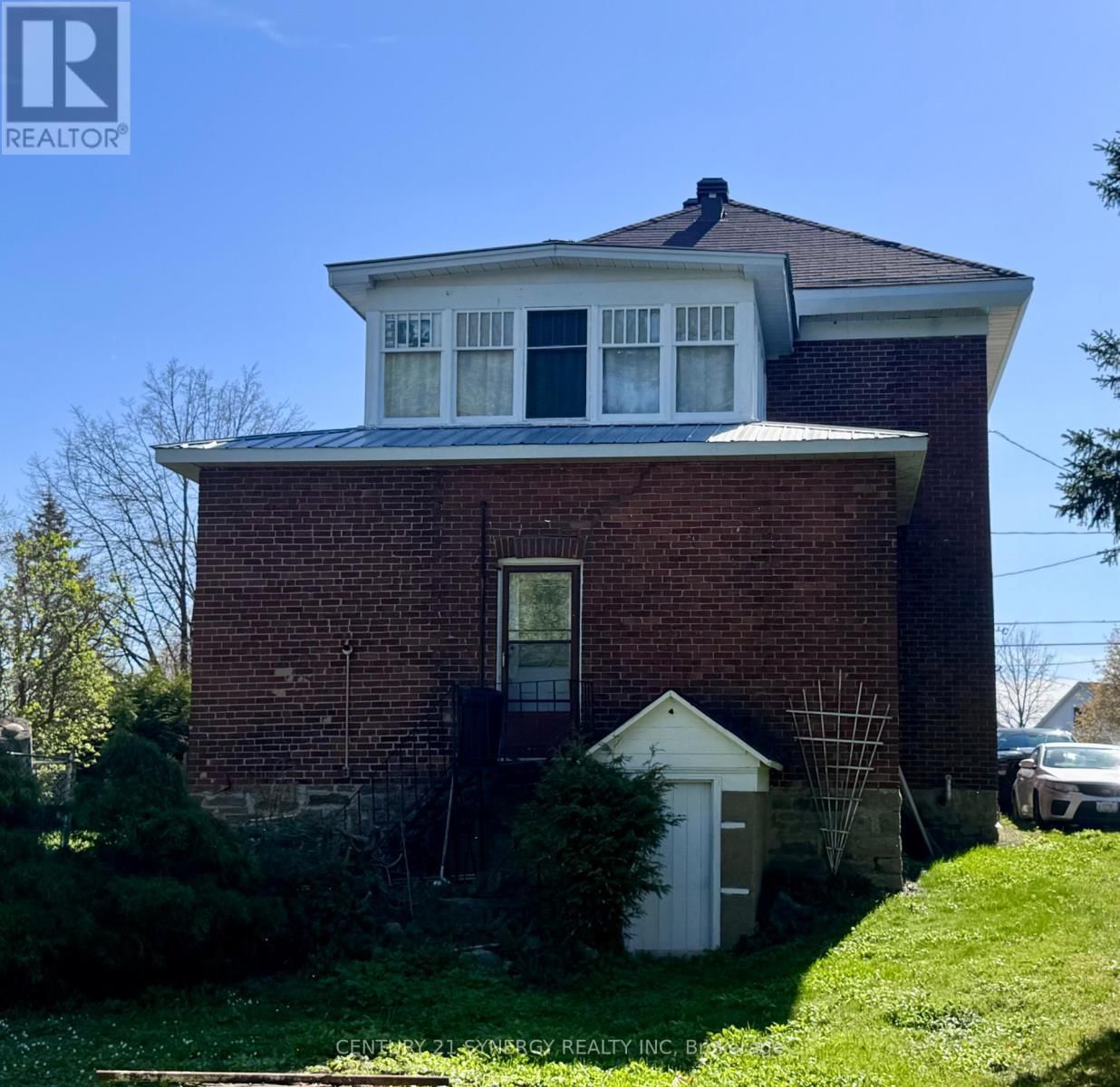 86 BROCKVILLE STREET Image 6