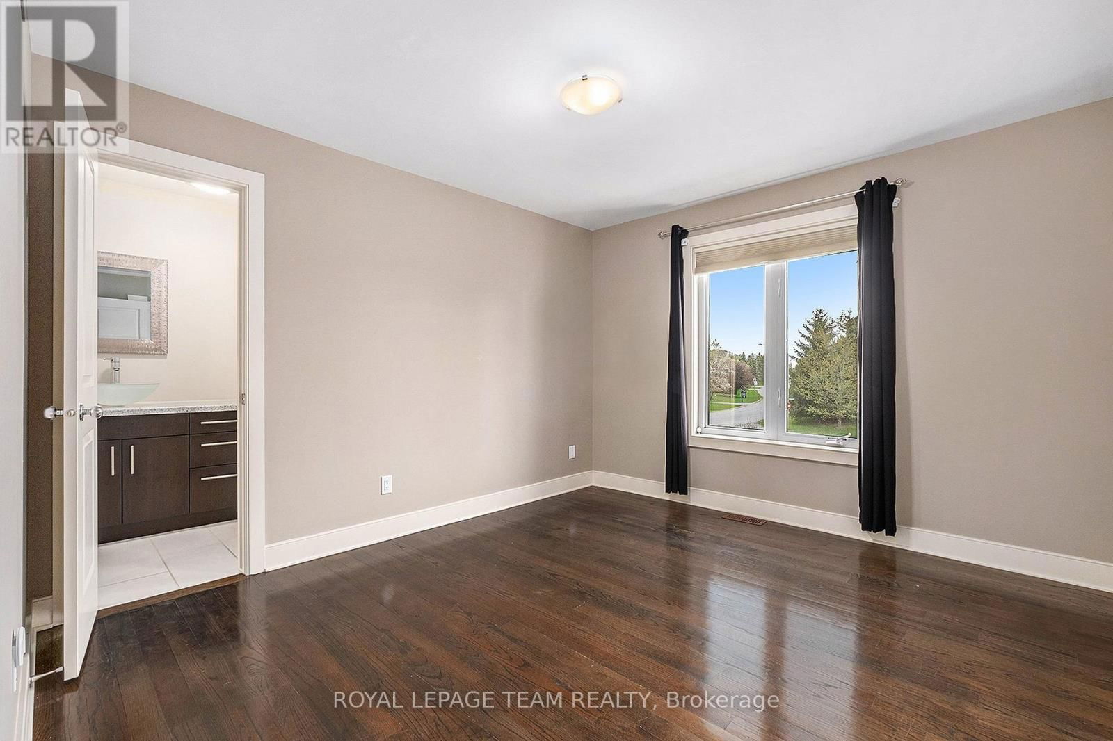 5386 MANSEL CRESCENT Image 24