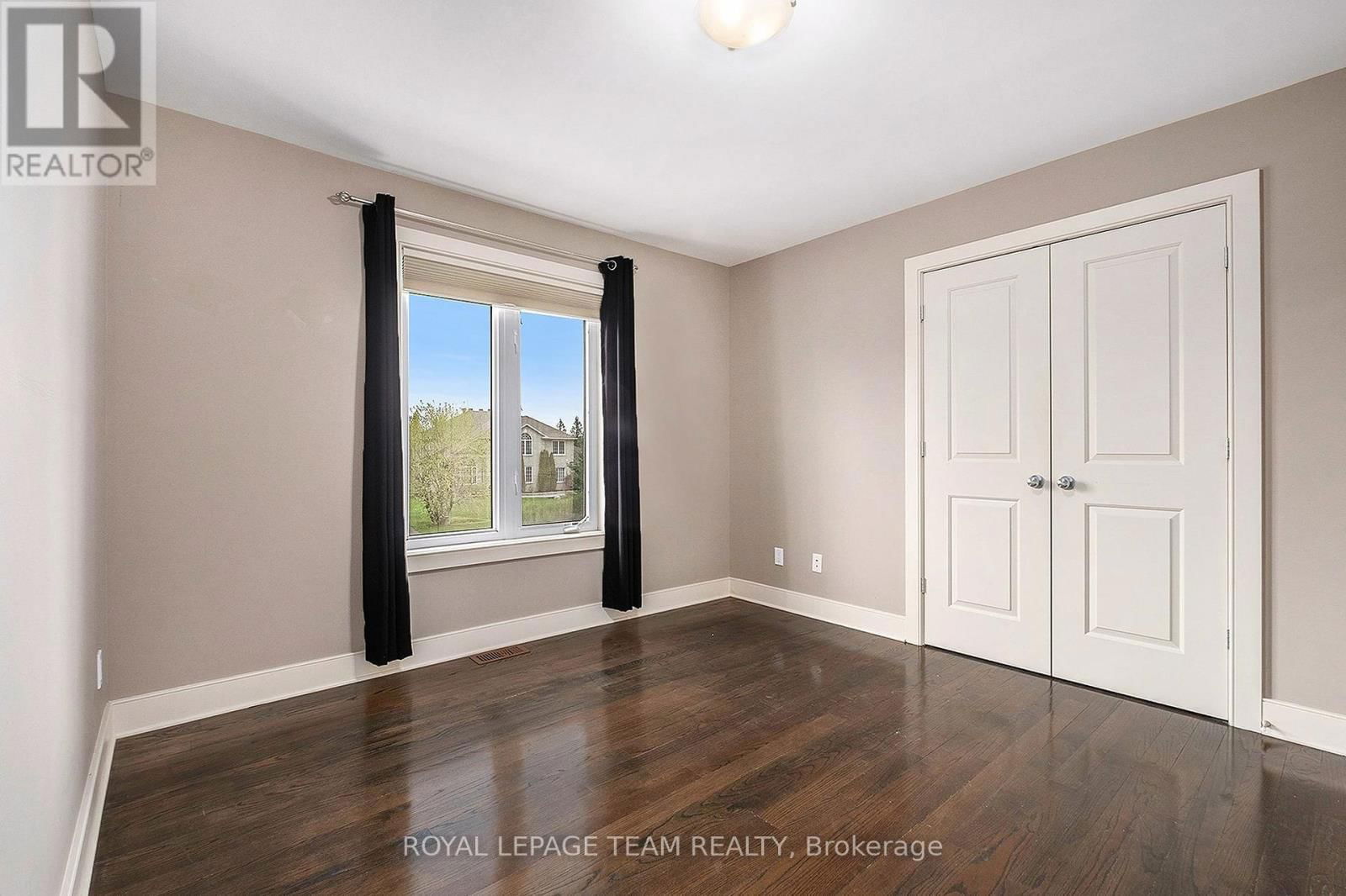 5386 MANSEL CRESCENT Image 25
