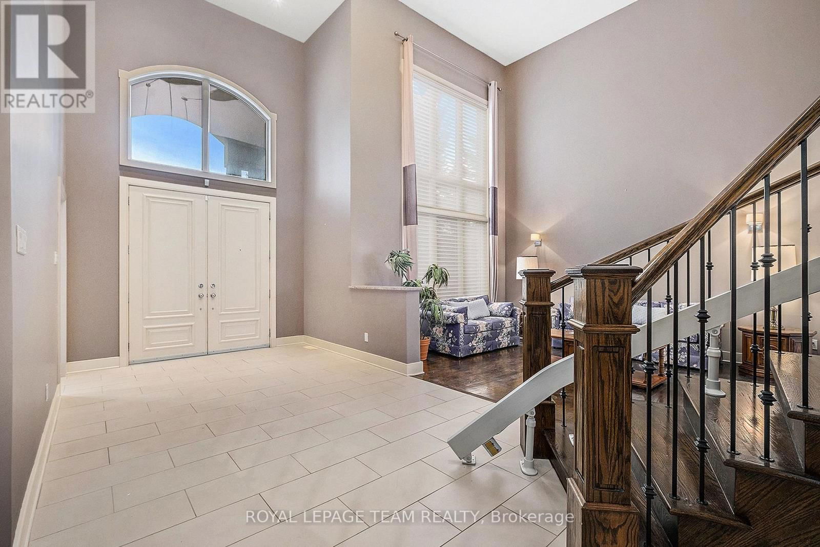 5386 MANSEL CRESCENT Image 5