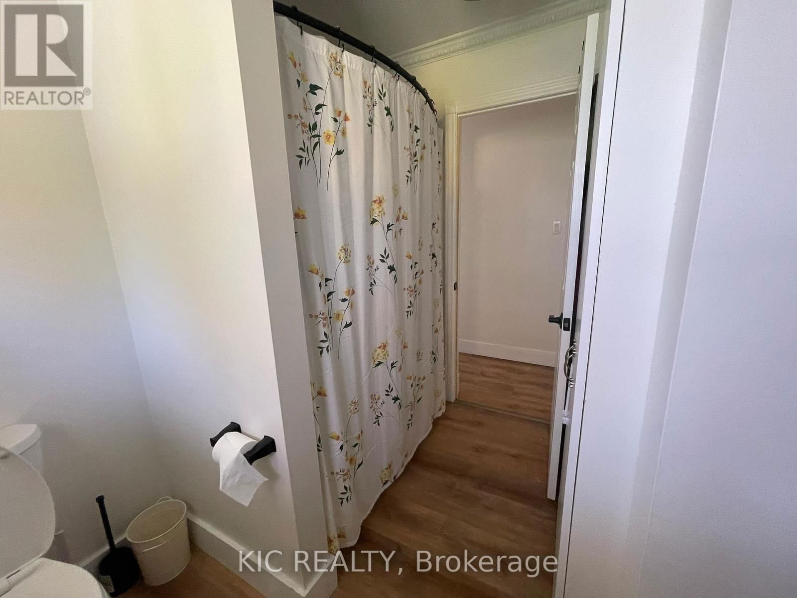 11 MCLEAN AVENUE Image 15