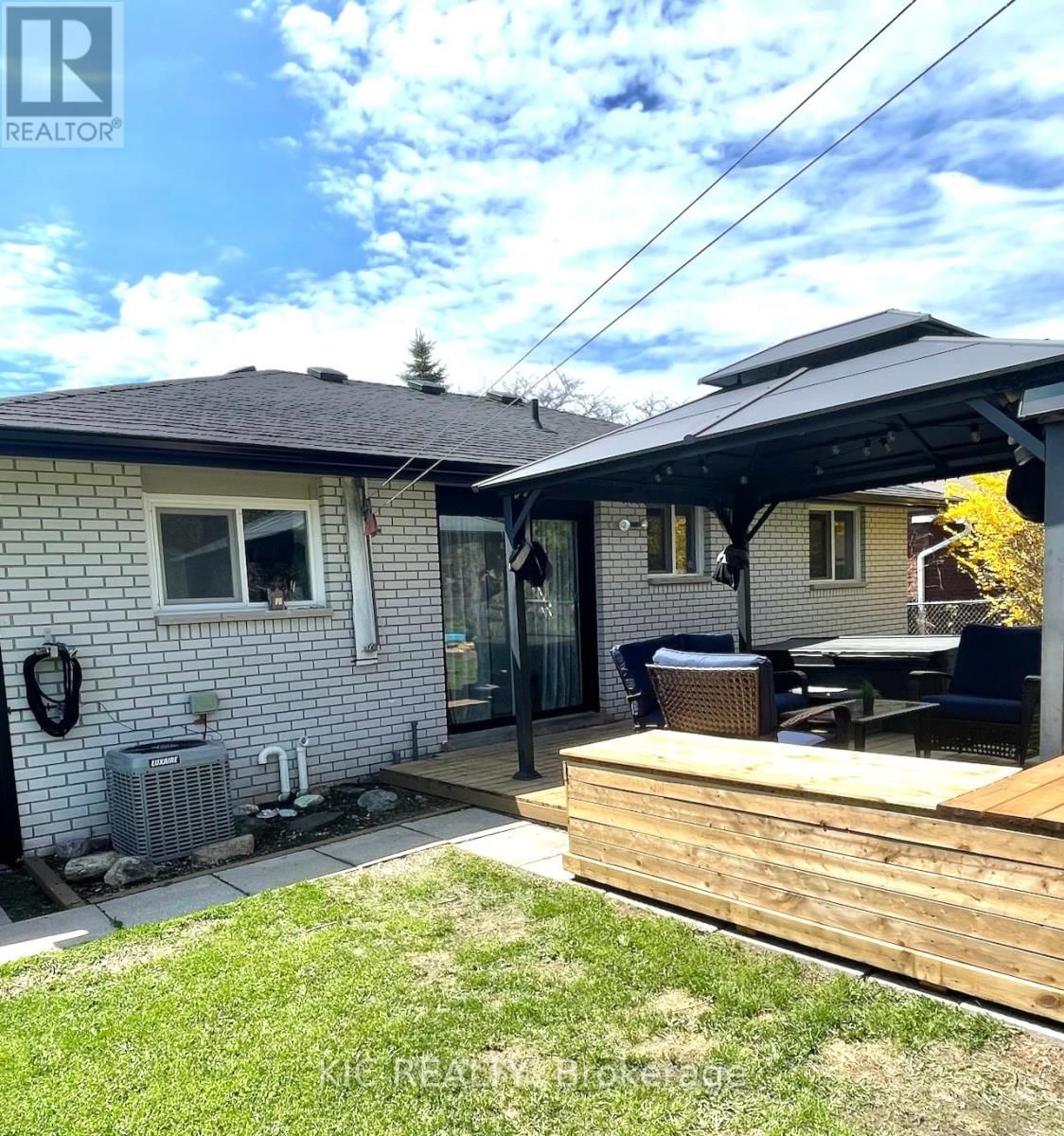 11 MCLEAN AVENUE Image 2