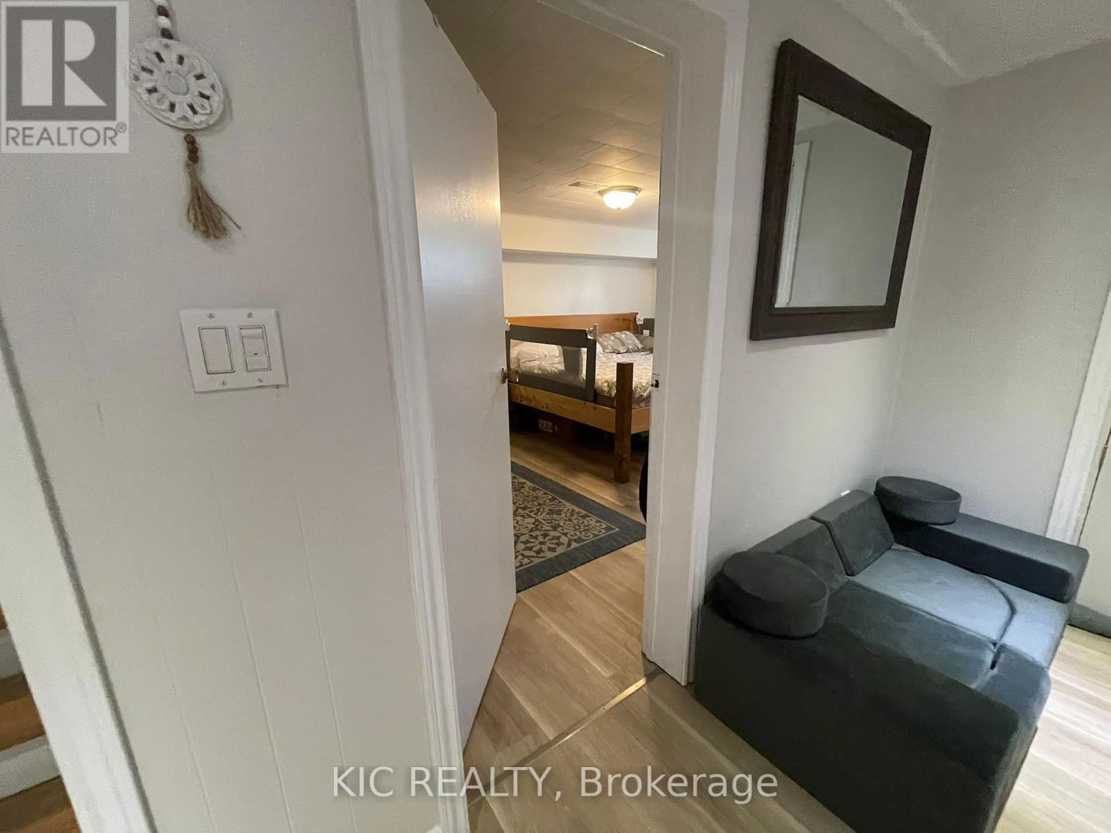 11 MCLEAN AVENUE Image 23