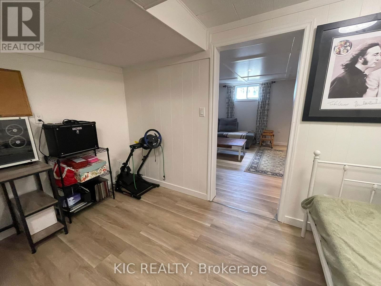 11 MCLEAN AVENUE Image 29