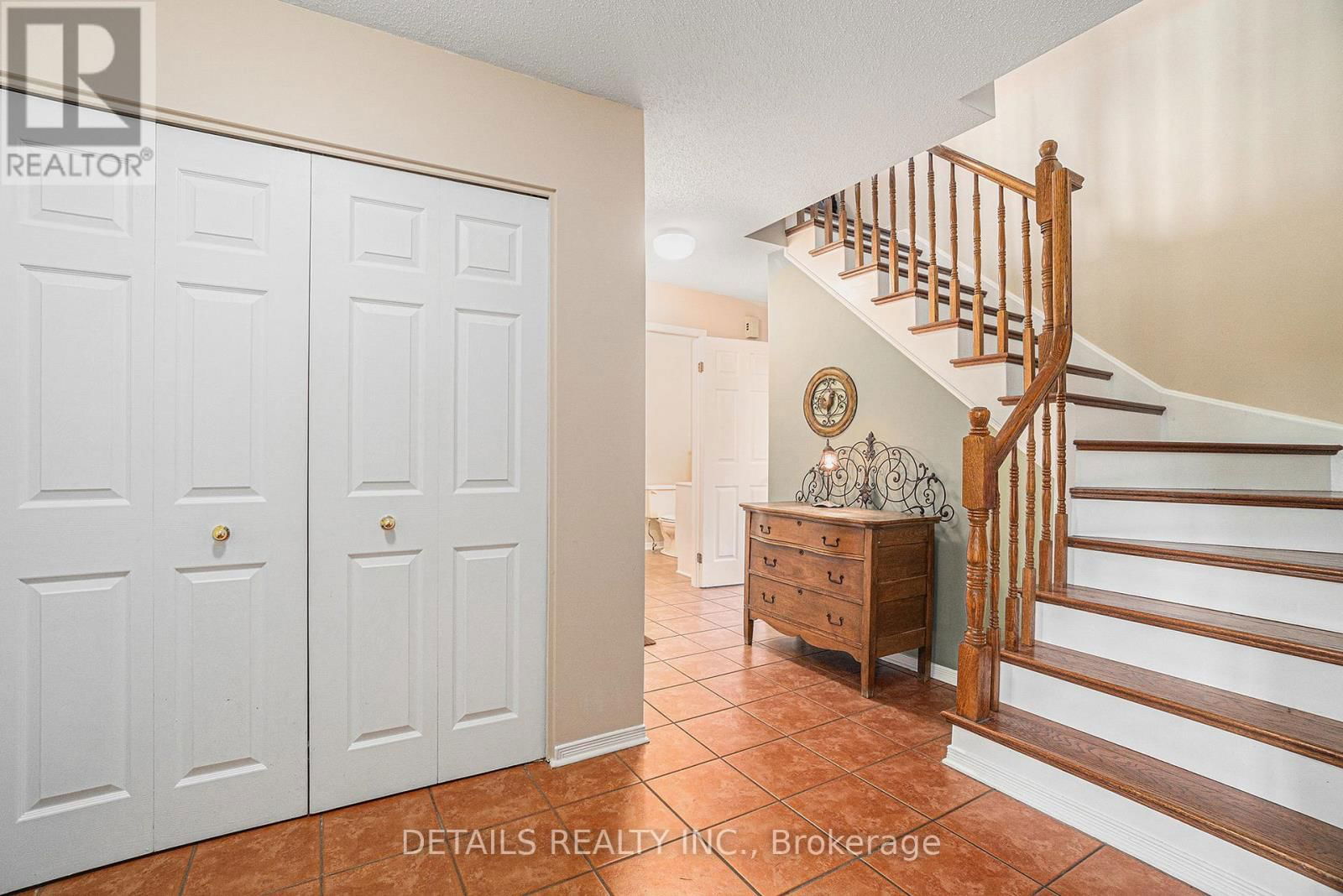 221 MACDOUGALL STREET Image 3