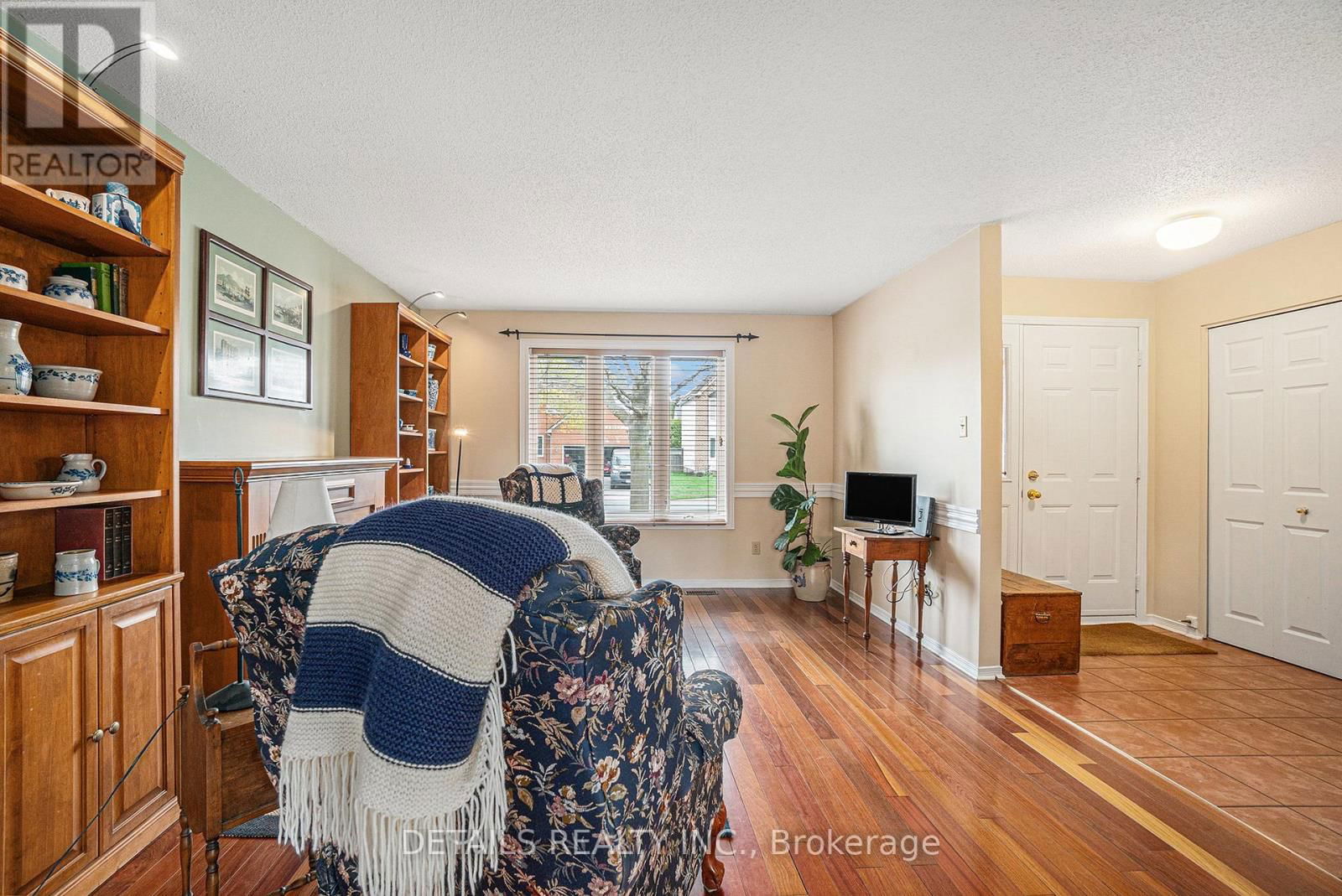 221 MACDOUGALL STREET Image 5