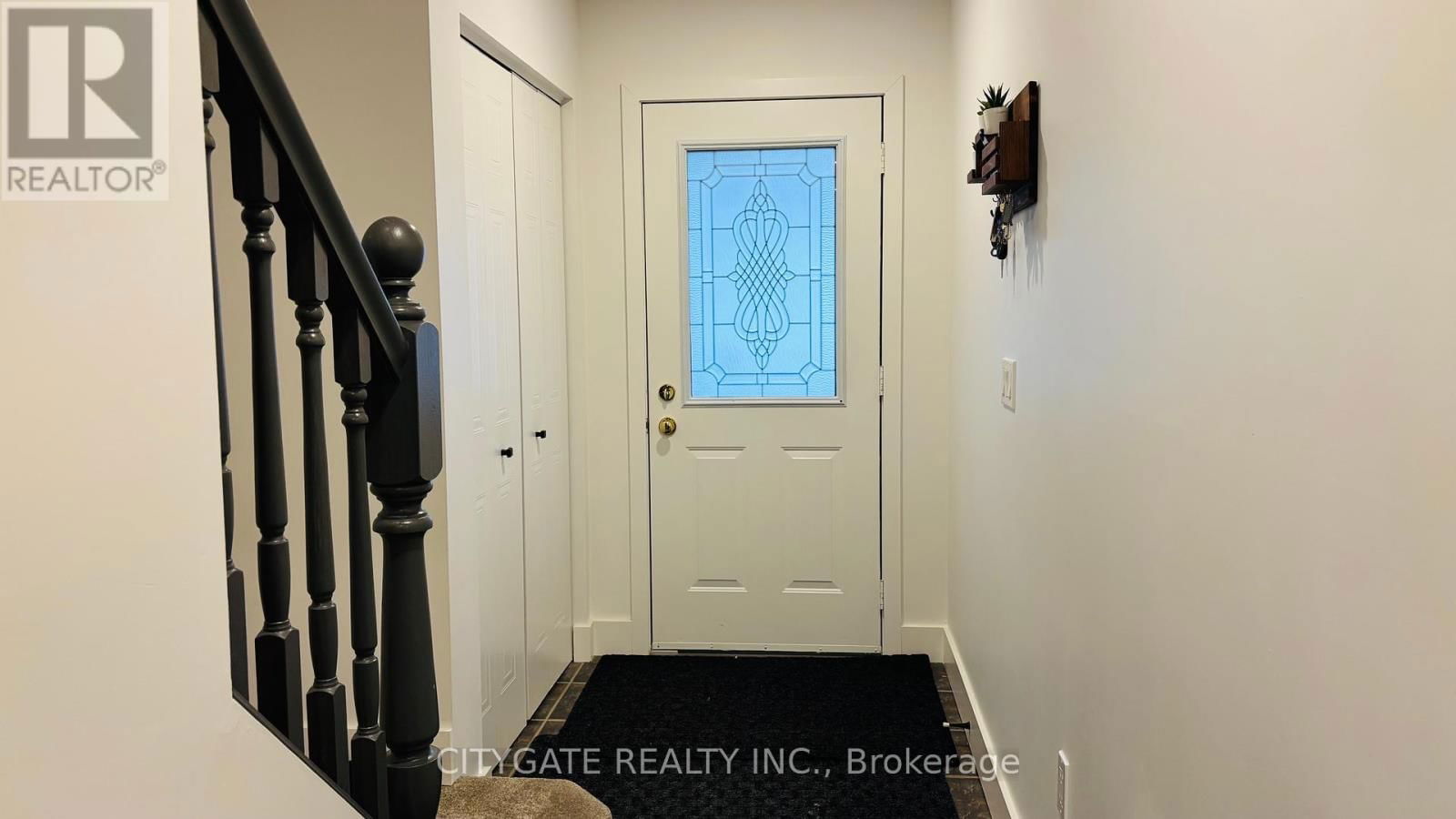 128 WERSTINE TERRACE Image 2