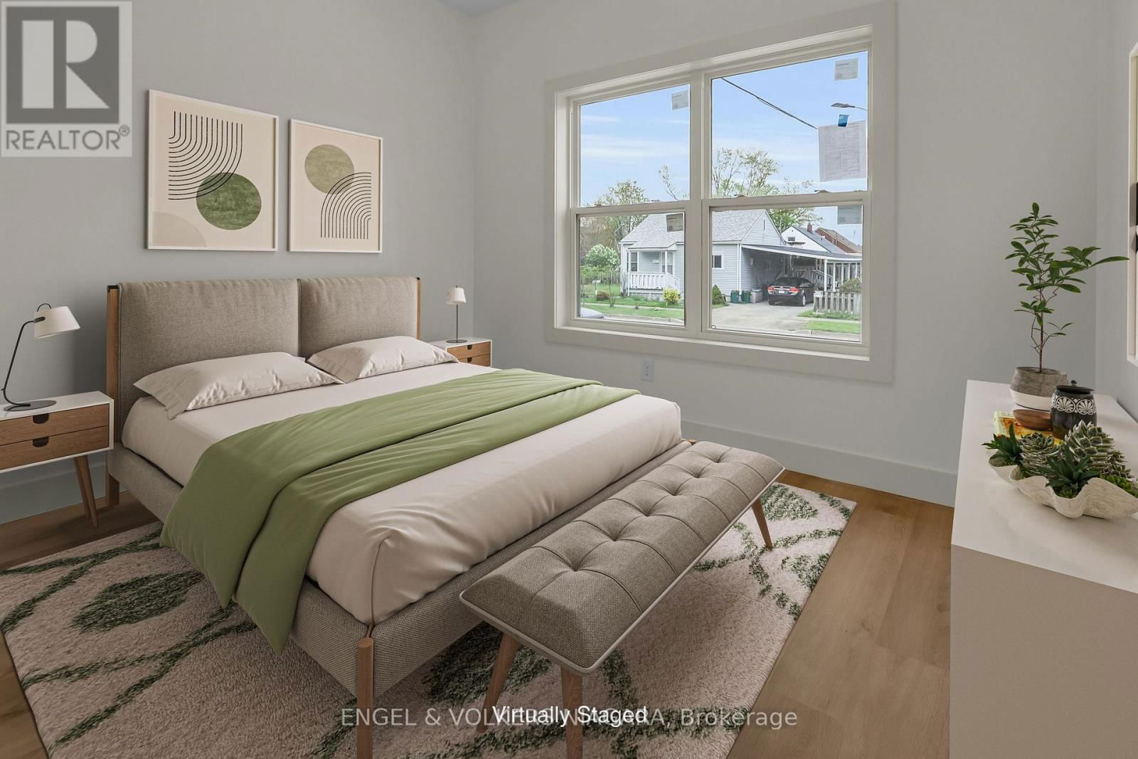154 ROOSEVELT AVENUE Image 14