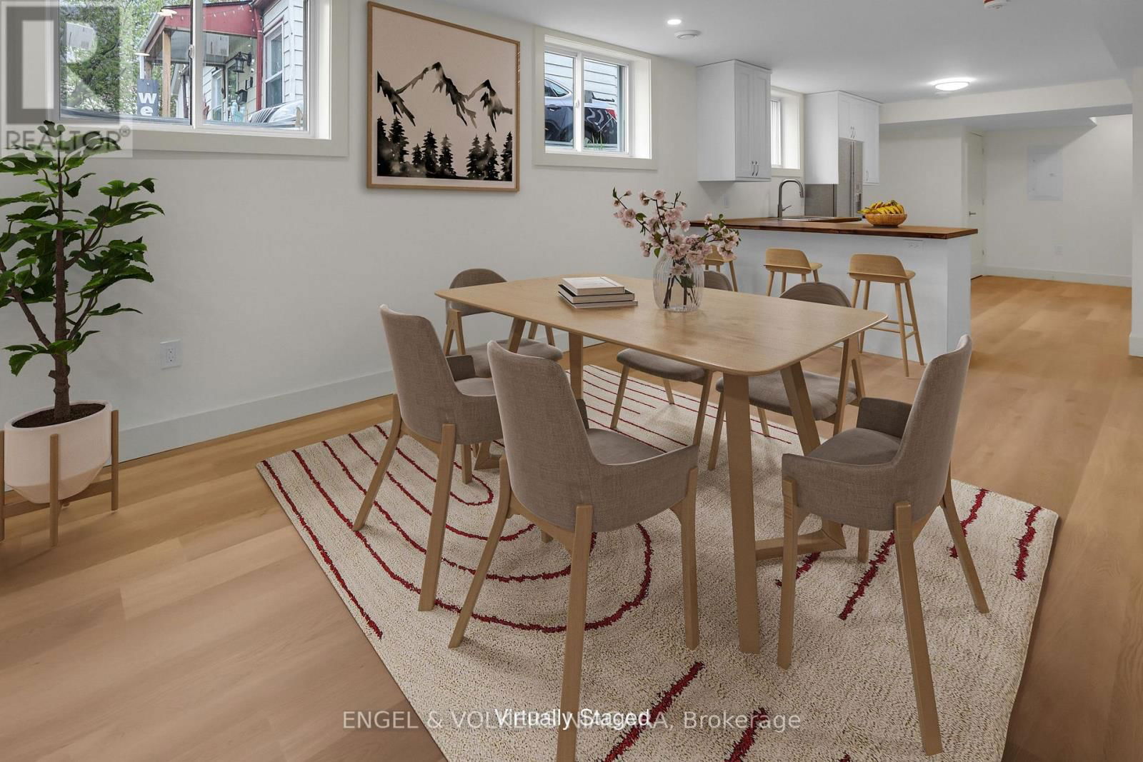154 ROOSEVELT AVENUE Image 28