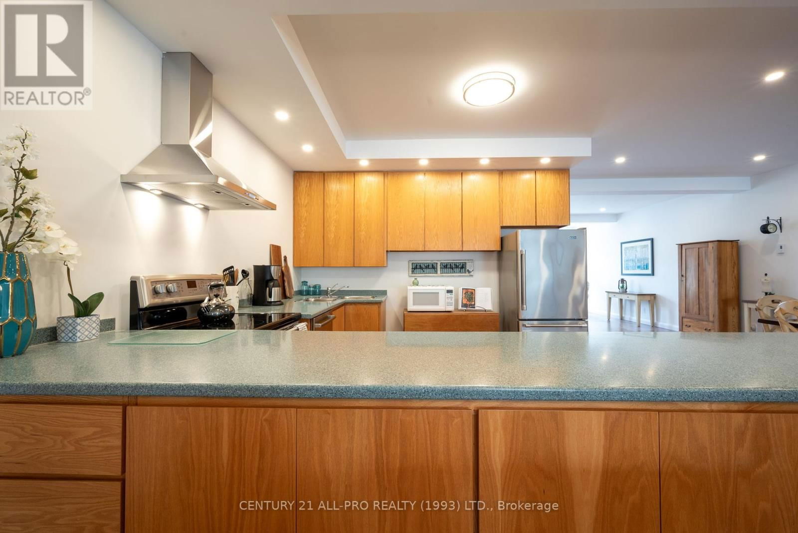 40 KING STREET WEST Image 10