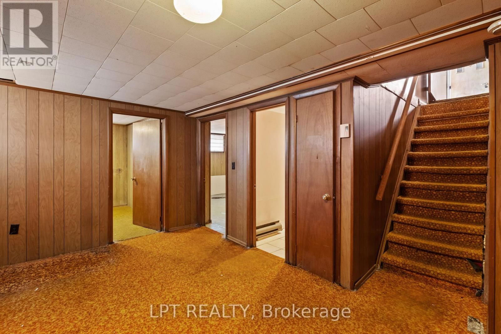 32 JANE AVENUE Image 17