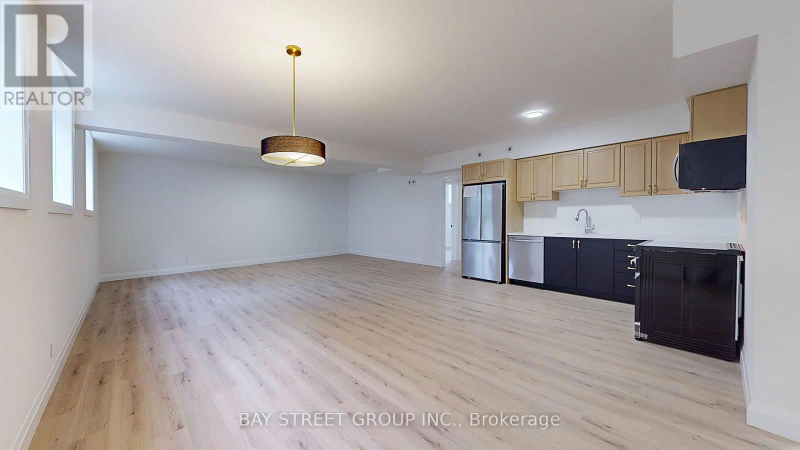 16 Lower - 242 MOUNT PLEASANT STREET Image 4