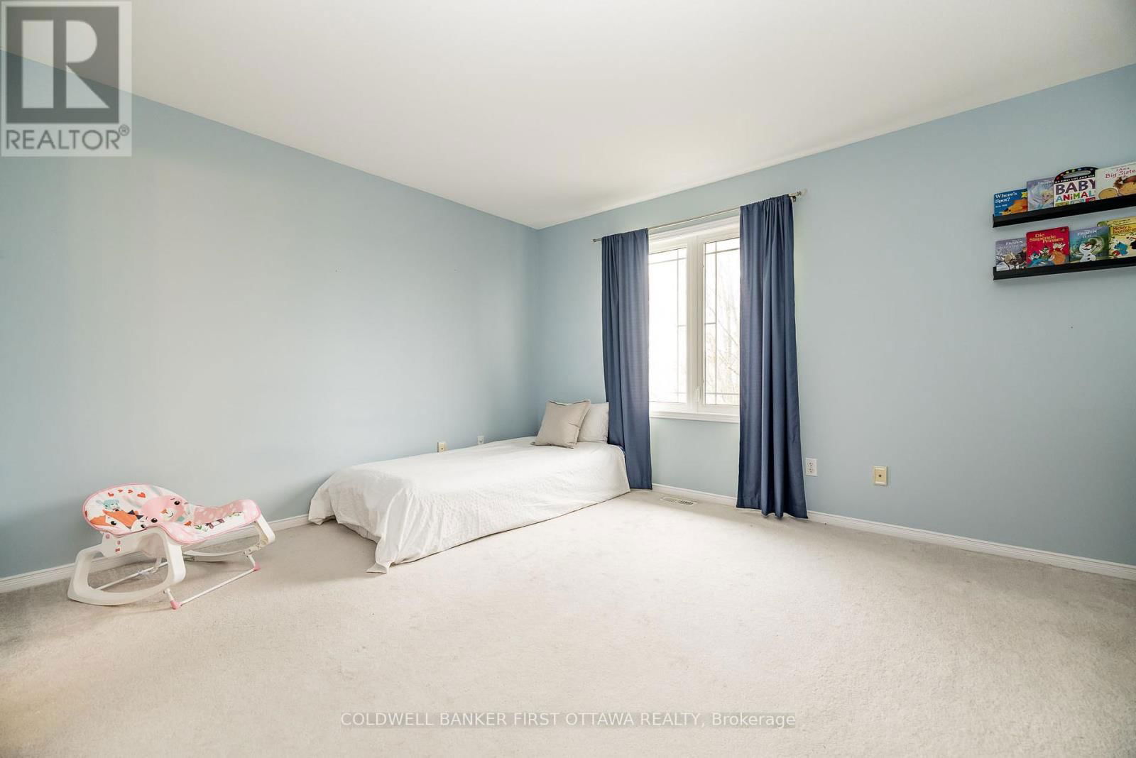 326 CROWNRIDGE DRIVE Image 24