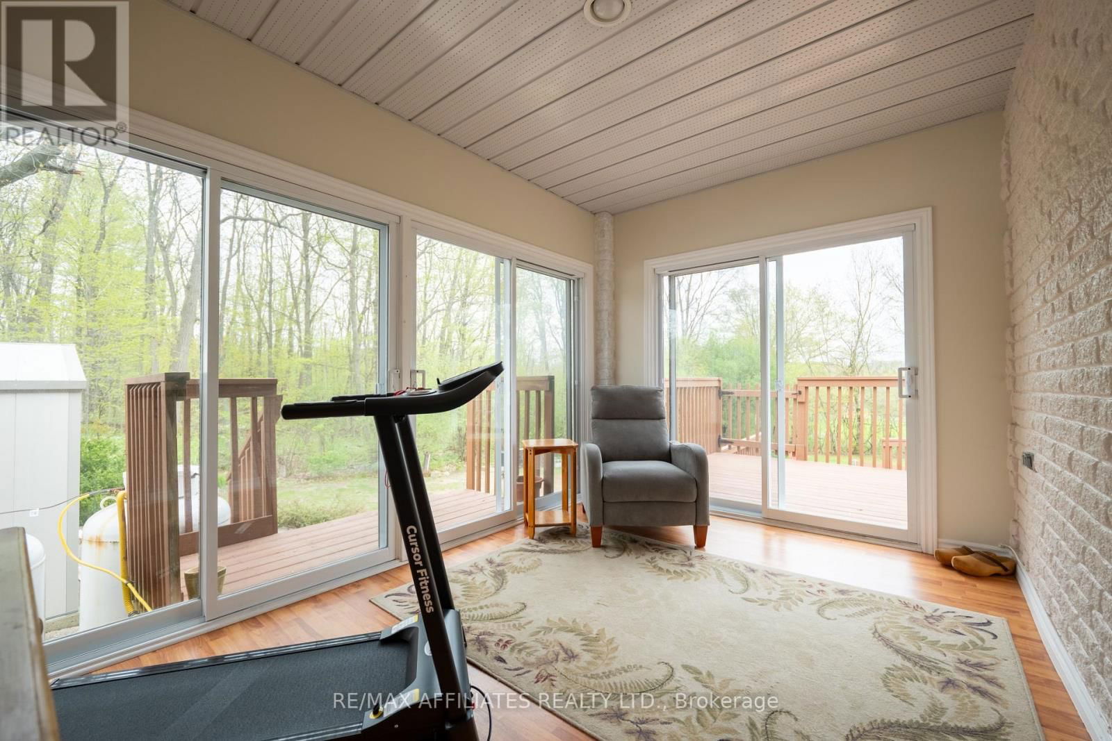 2551 OLD RED ROAD Image 23