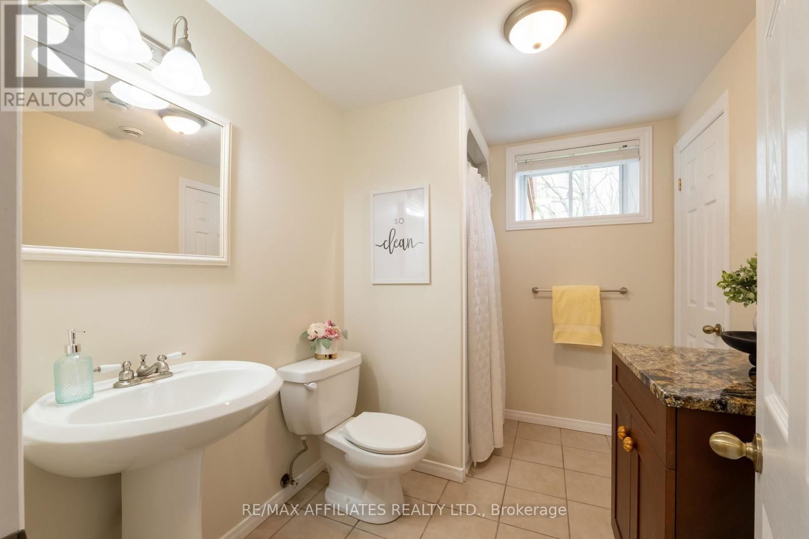 2551 OLD RED ROAD Image 45