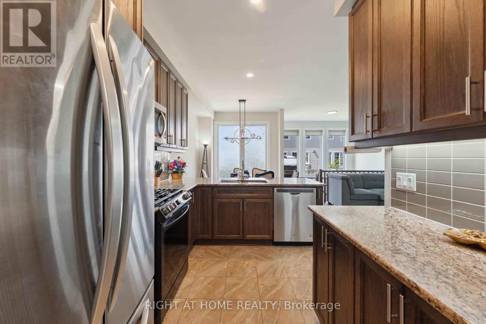 819 MIIKANA ROAD Image 11