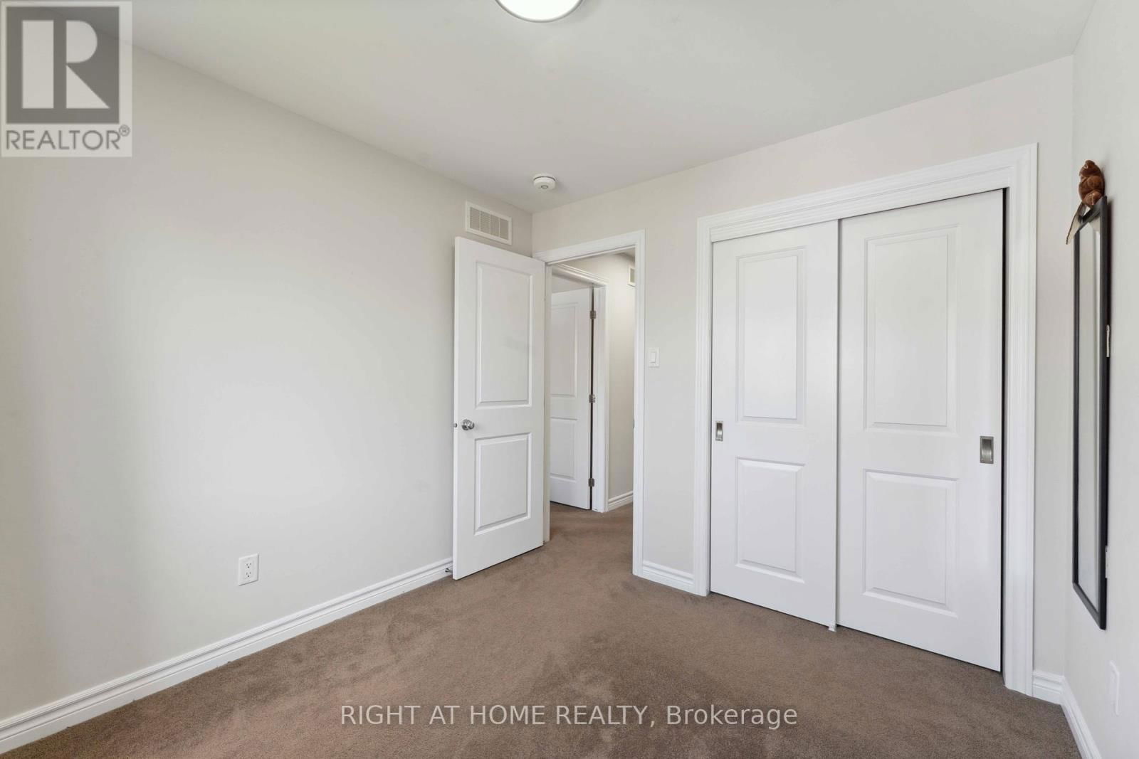819 MIIKANA ROAD Image 32