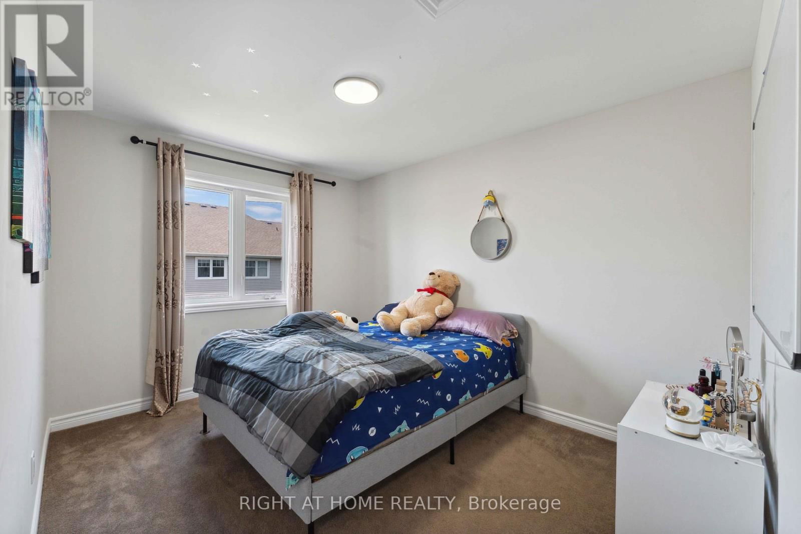 819 MIIKANA ROAD Image 33