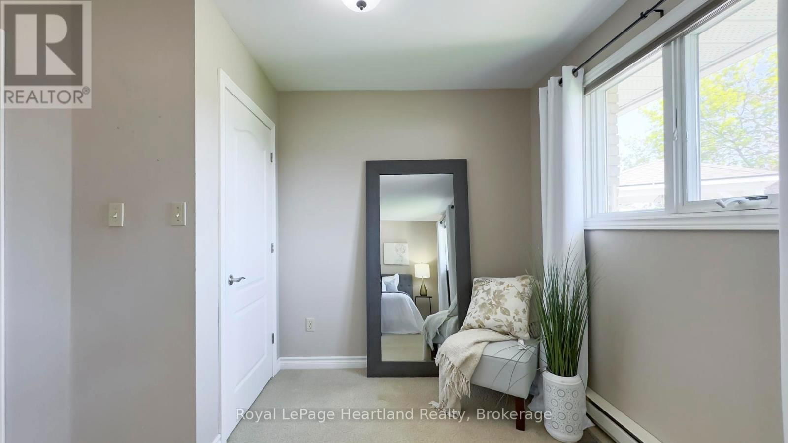 333 ONTARIO STREET Image 19