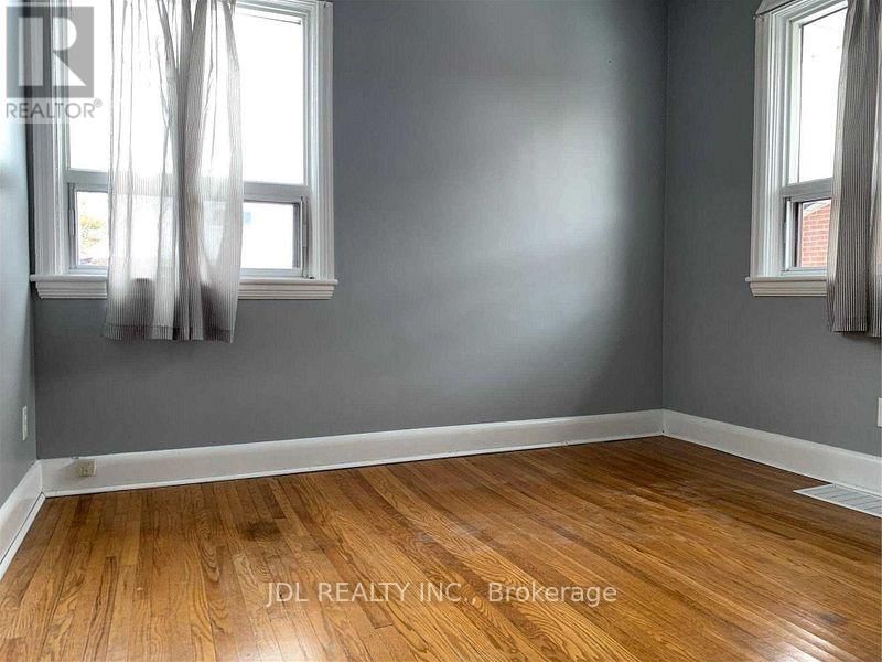 317 PARKDALE AVENUE SOUTH Image 6