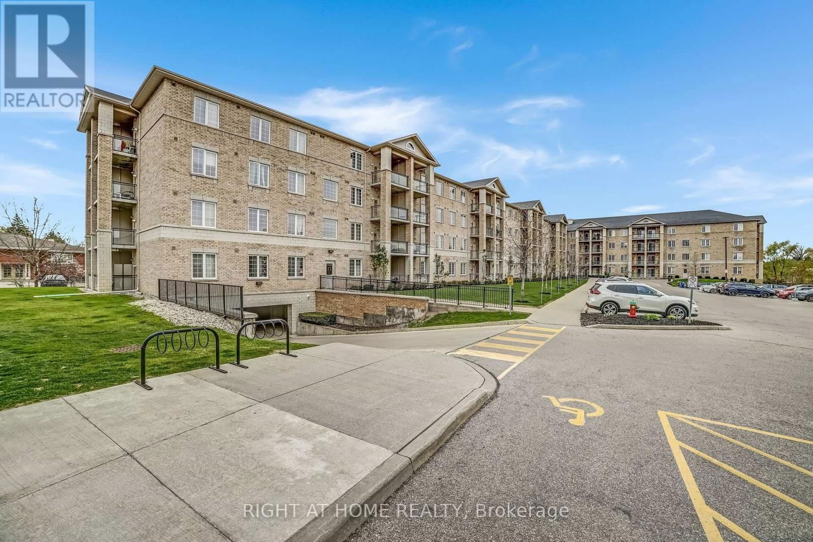 218 - 1077 GORDON STREET Image 1