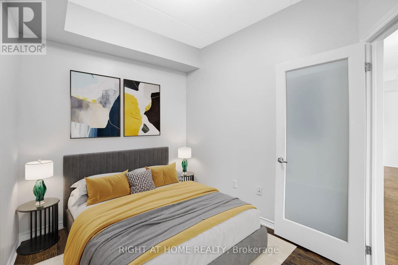 218 - 1077 GORDON STREET Image 12
