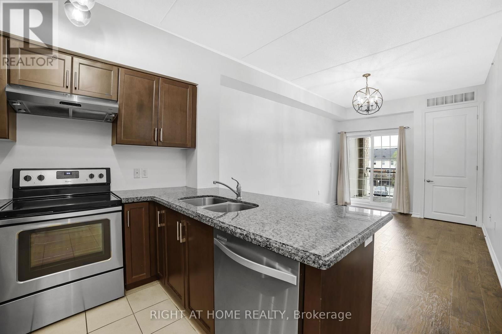 218 - 1077 GORDON STREET Image 17