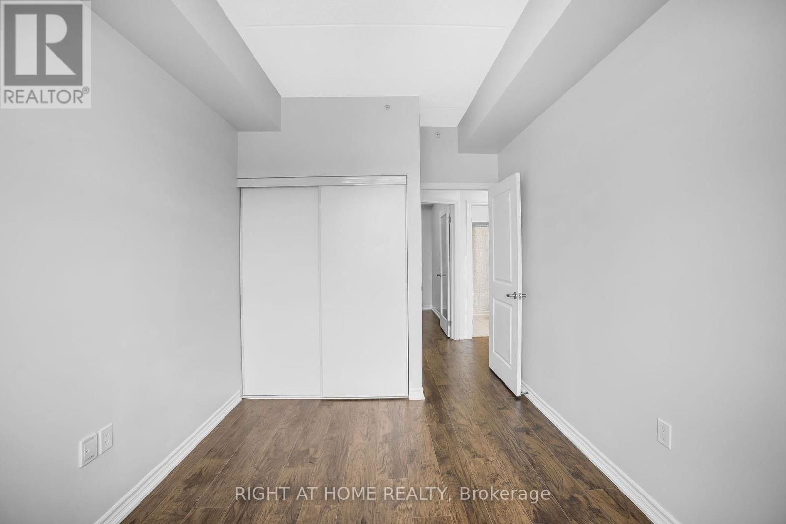 218 - 1077 GORDON STREET Image 28