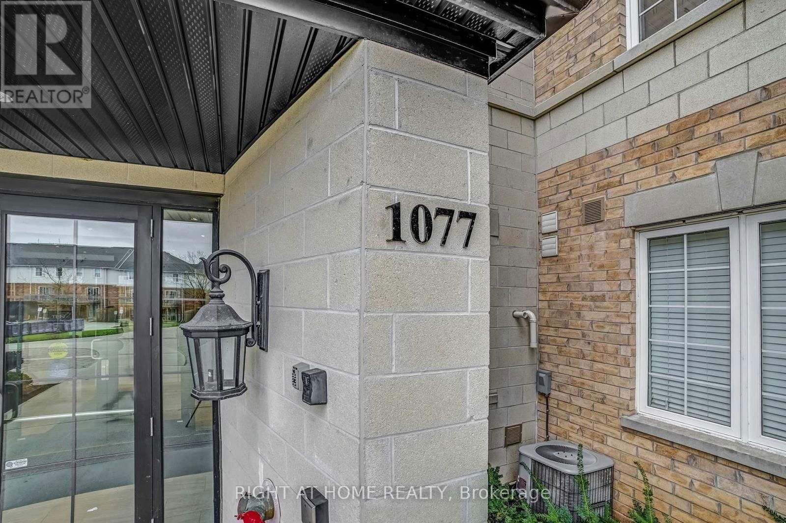 218 - 1077 GORDON STREET Image 4