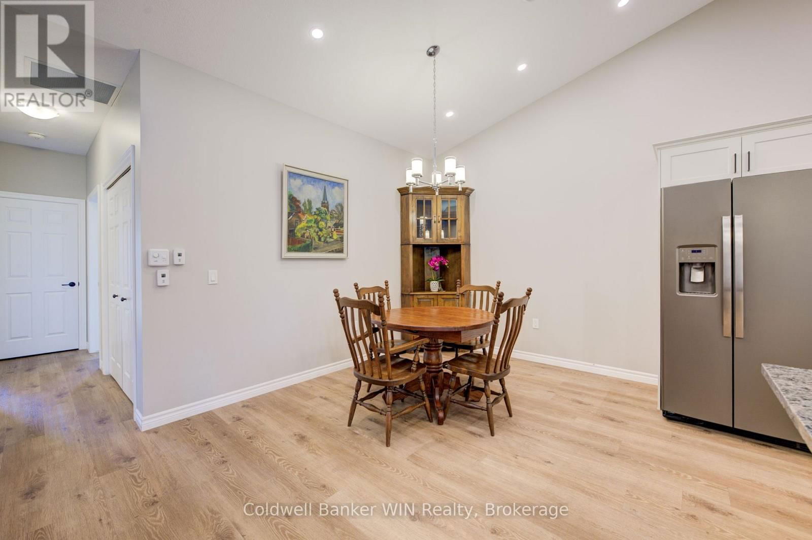 103 BROOMERS CRESCENT Image 15
