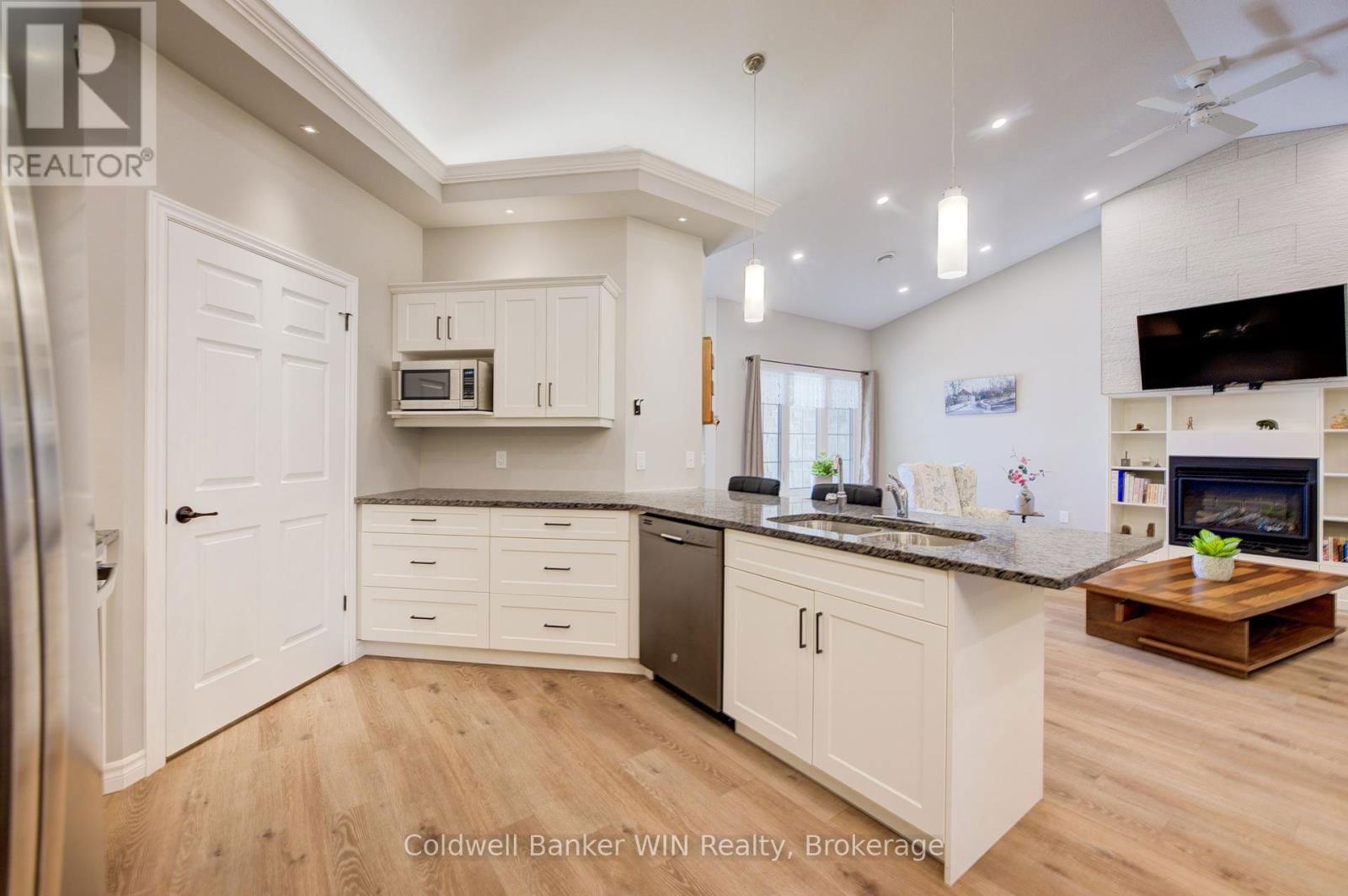 103 BROOMERS CRESCENT Image 18
