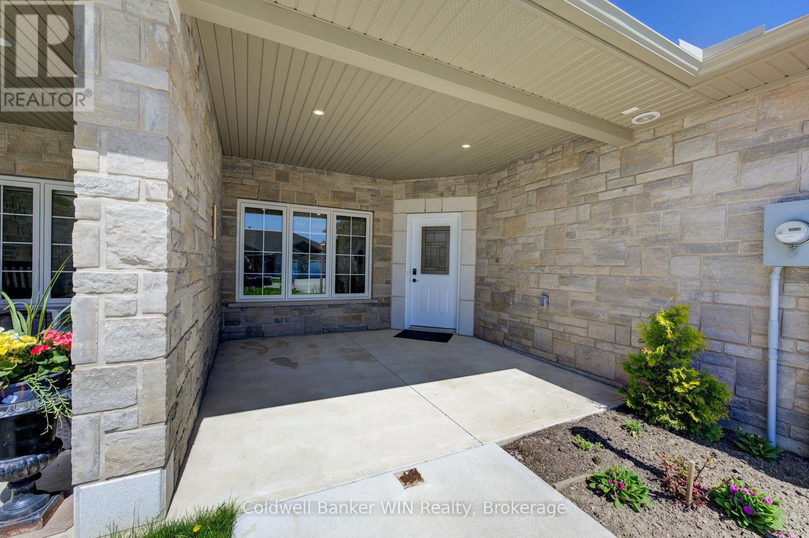 103 BROOMERS CRESCENT Image 3