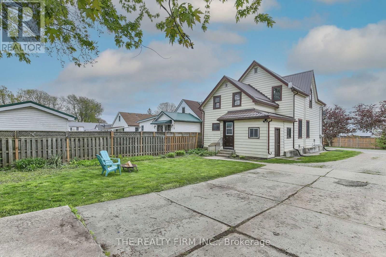 12 WELDON AVENUE Image 2