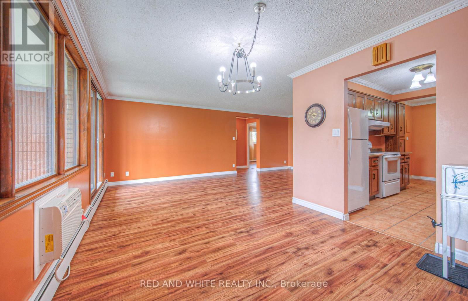 406 - 400 CHAMPLAIN BOULEVARD Image 14