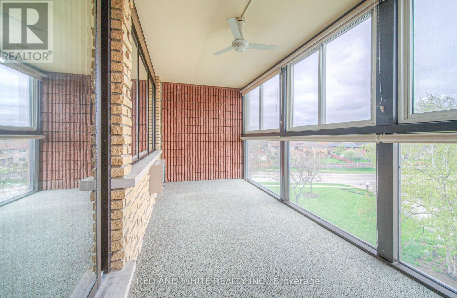 406 - 400 CHAMPLAIN BOULEVARD Image 31