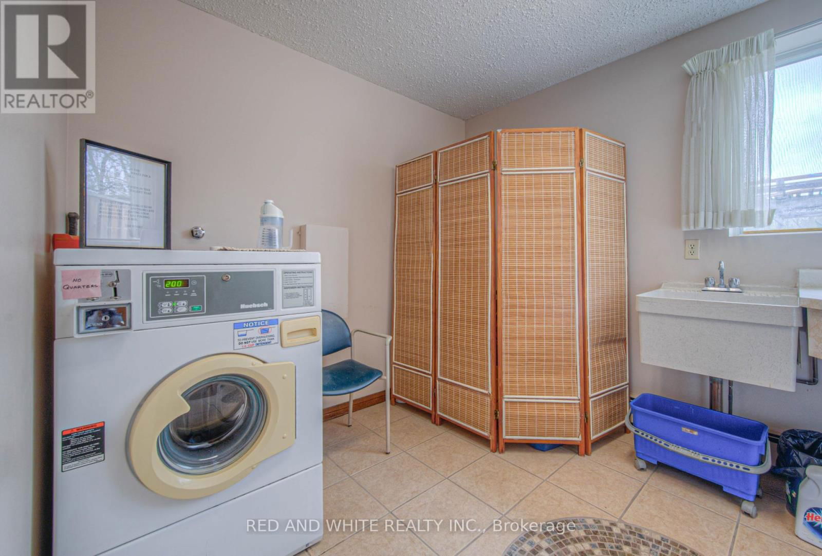 406 - 400 CHAMPLAIN BOULEVARD Image 35