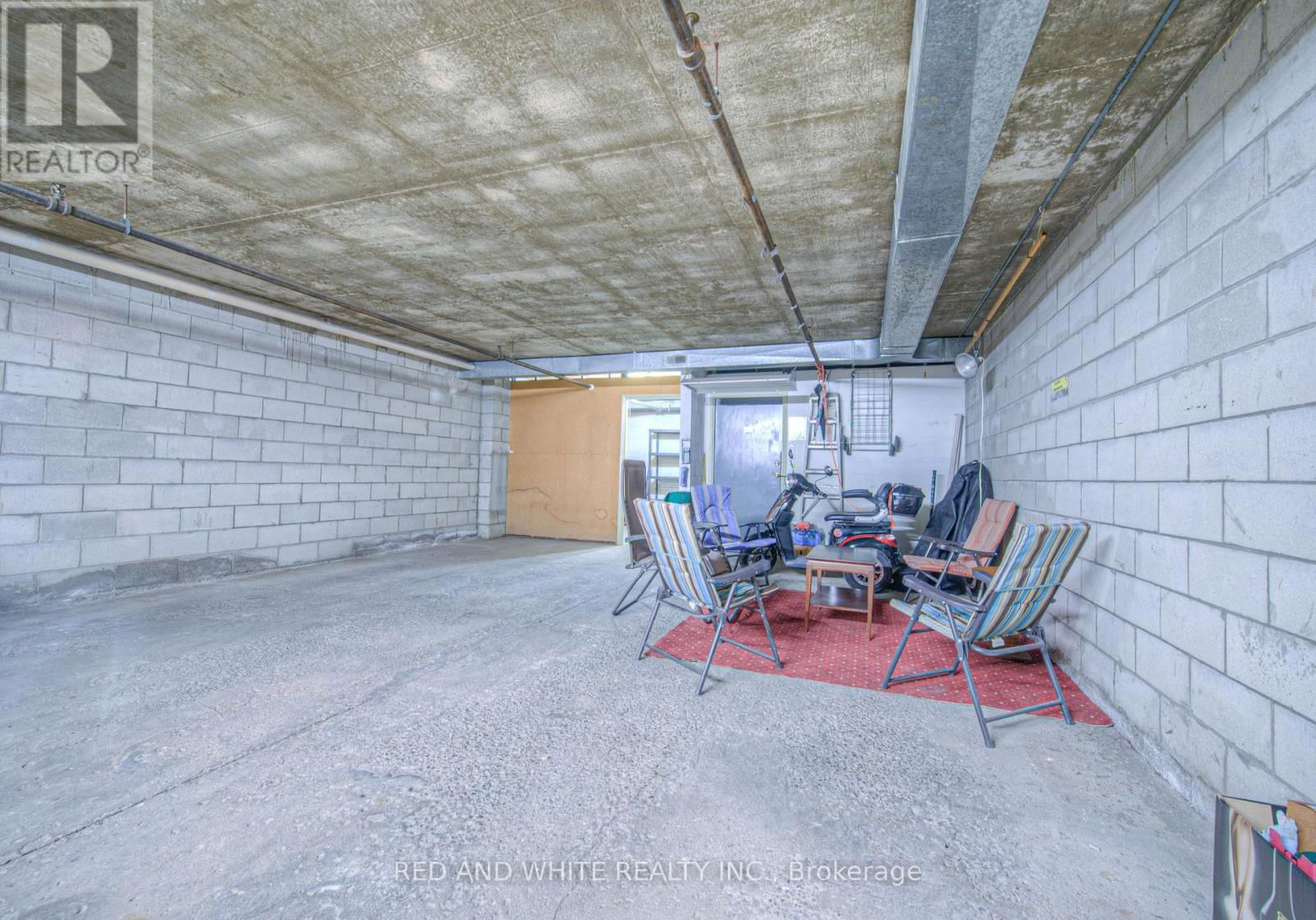 406 - 400 CHAMPLAIN BOULEVARD Image 38