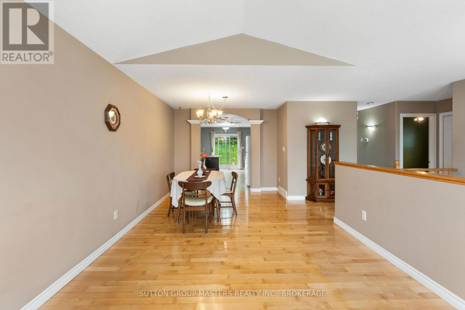440 DOLSHIRE STREET Image 10