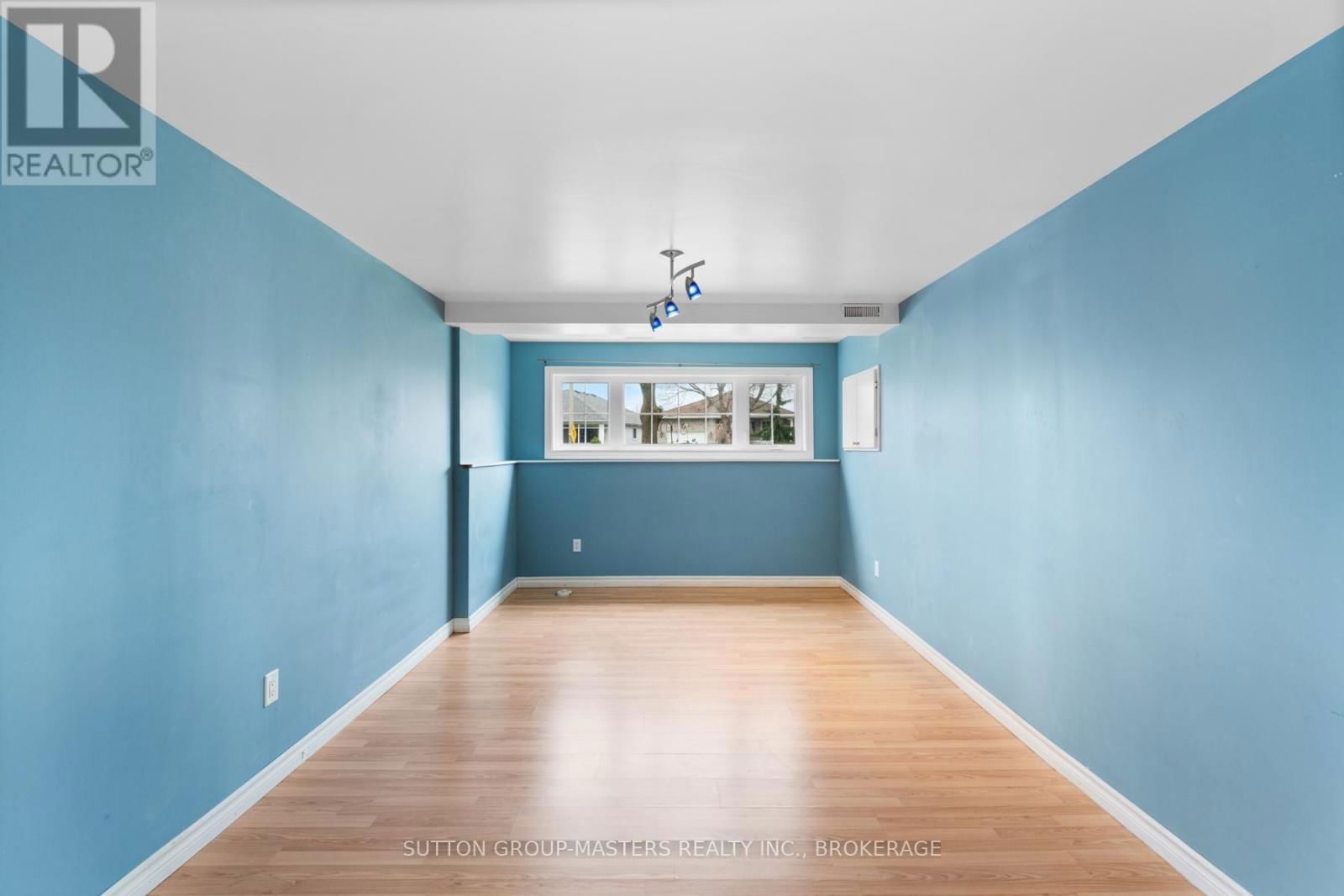 440 DOLSHIRE STREET Image 39