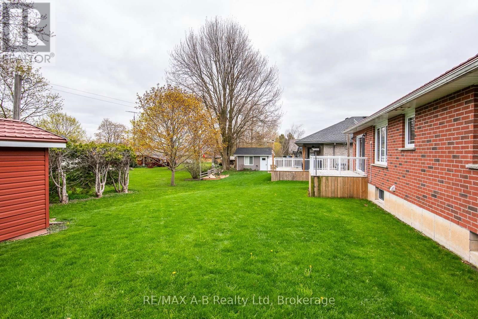 40 GERBER DRIVE Image 12