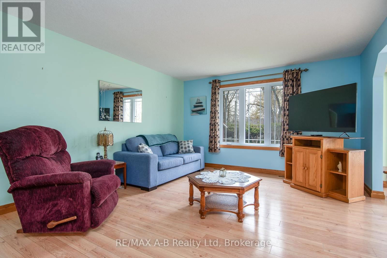 40 GERBER DRIVE Image 17