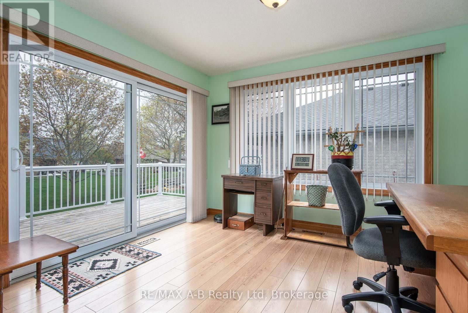 40 GERBER DRIVE Image 22