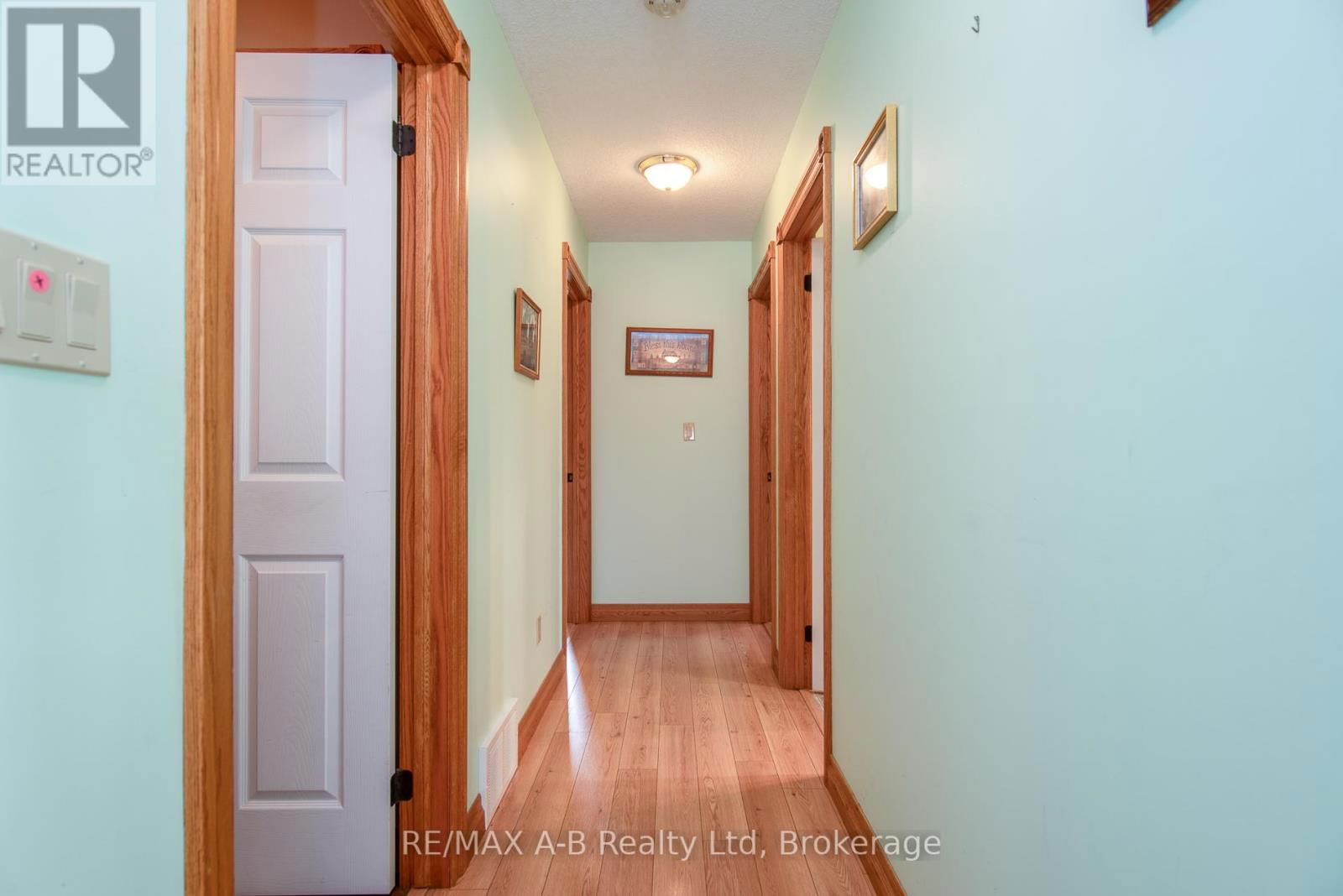 40 GERBER DRIVE Image 33