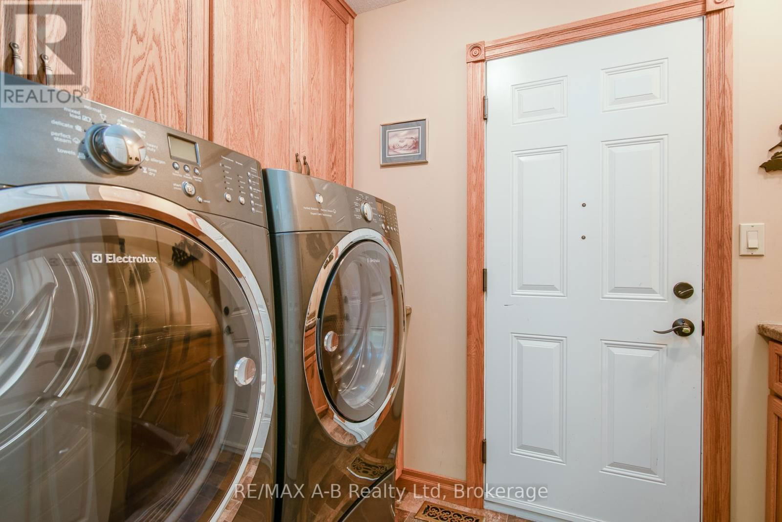 40 GERBER DRIVE Image 34