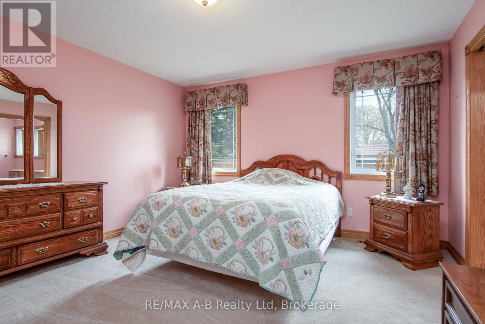 40 GERBER DRIVE Image 36