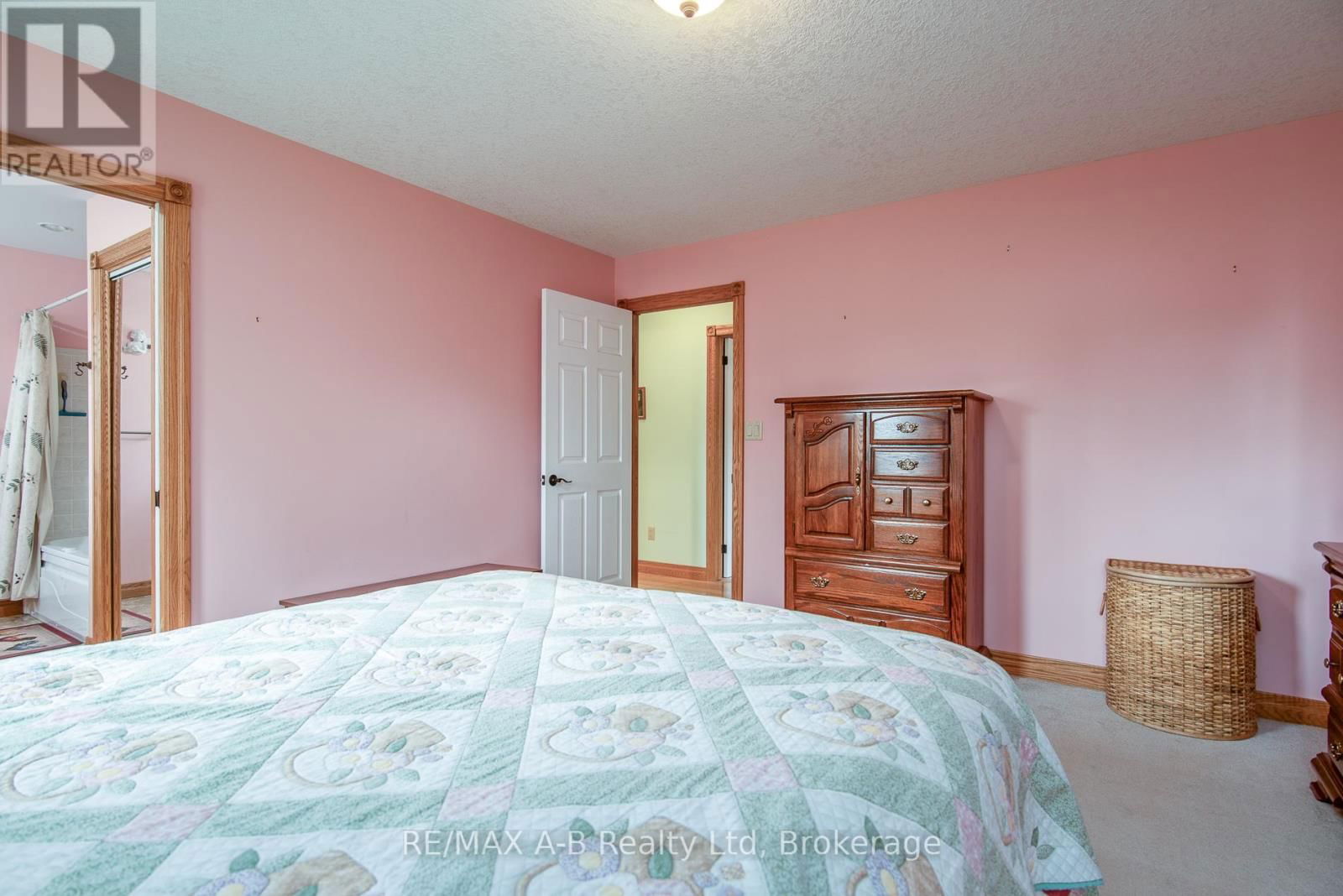 40 GERBER DRIVE Image 38