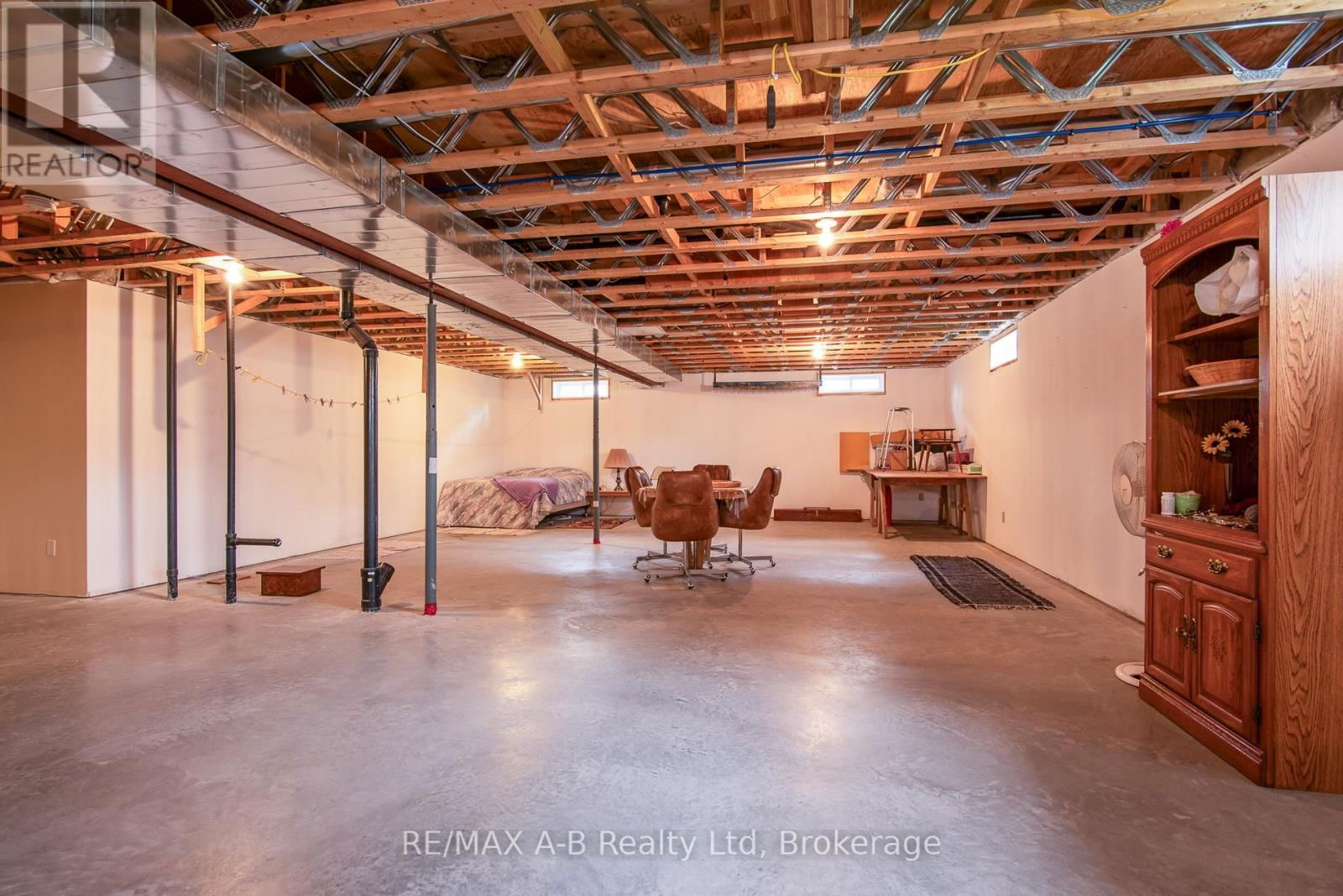 40 GERBER DRIVE Image 42