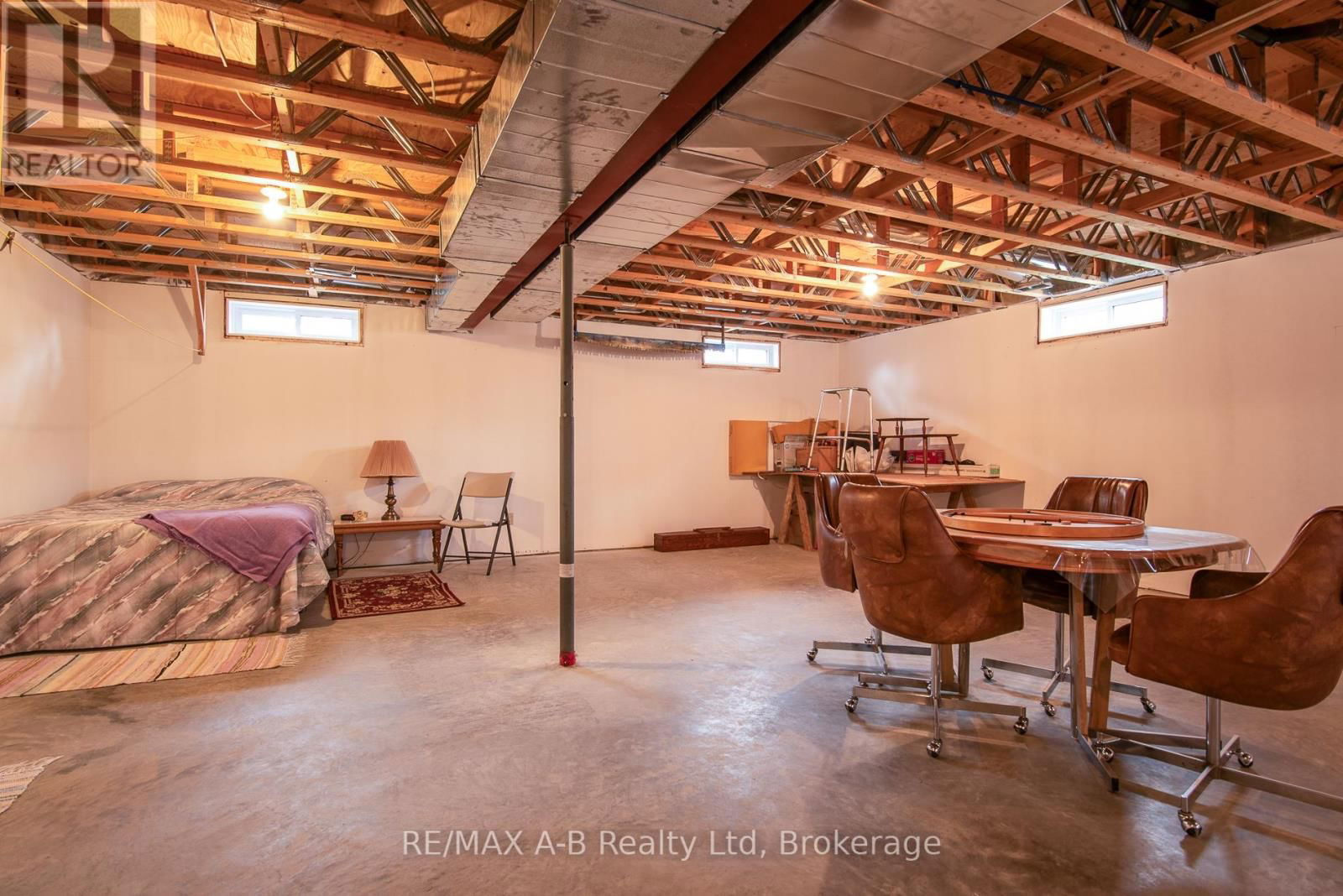 40 GERBER DRIVE Image 43