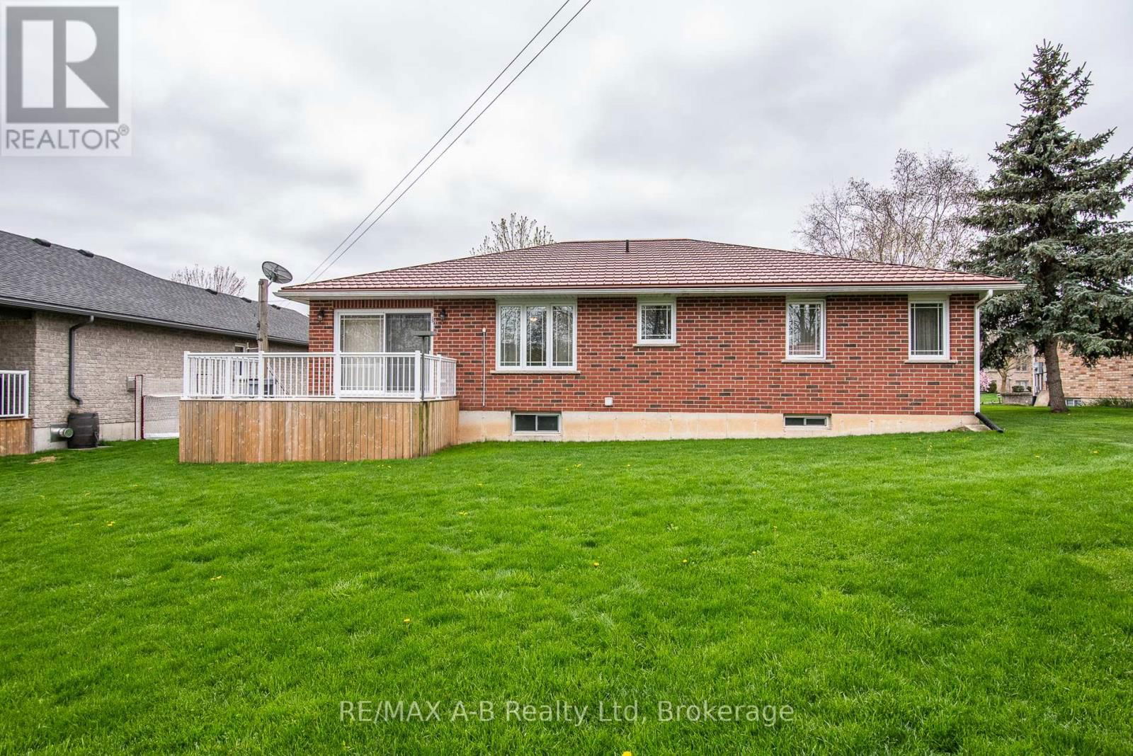 40 GERBER DRIVE Image 9