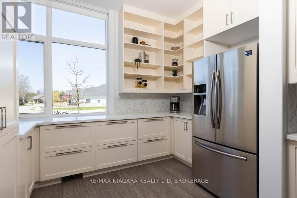 11 WOODBOURNE COURT Image 22